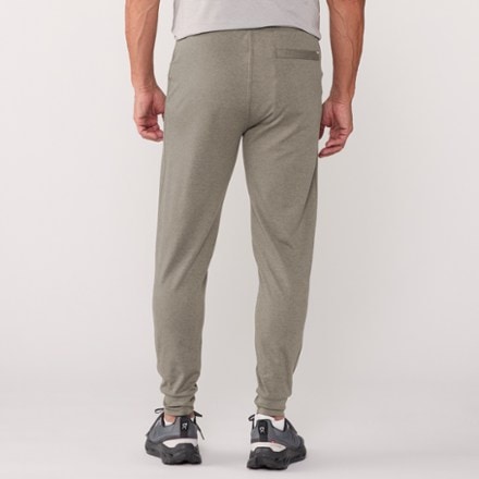 Vuori Ponto Performance Jogger Pants - Men's 4