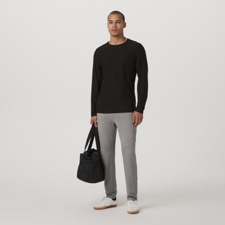 Vuori Ponto Performance Joggers - Men's 10