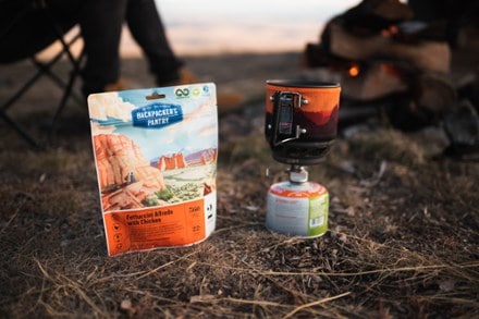 Backpacker's Pantry Fettuccini Alfredo With Chicken - 2 Servings 2