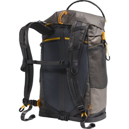 https www.rei.com rei-garage product 120624 the-north-face-angstrom-20-backpack U-Camp Daypack