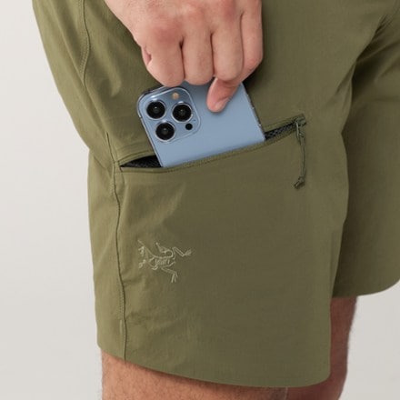 Arc'teryx Gamma SL 9" Shorts - Men's 4