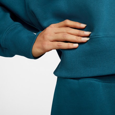 Nike Phoenix Fleece Over-Oversize Crewneck Sweatshirt - Women's 2