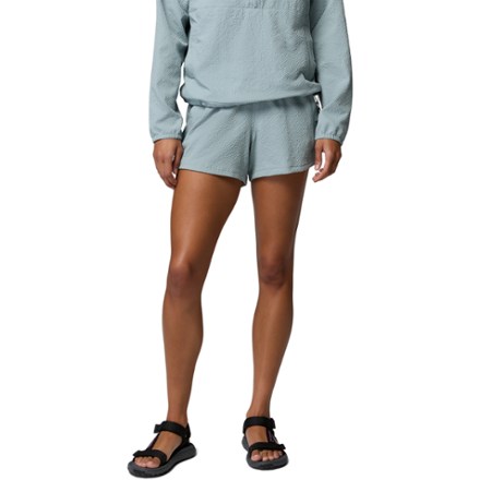 Sucker for Summer Shorts 4" - Women's