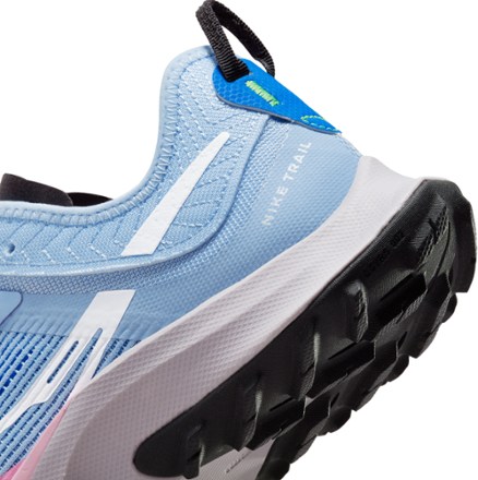Nike Air Zoom Terra Kiger 8 Trail-Running Shoes - Women's 8