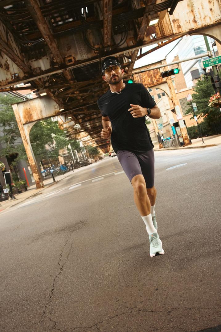 Location Image for Clifton 10 Road-Running Shoes - Men's