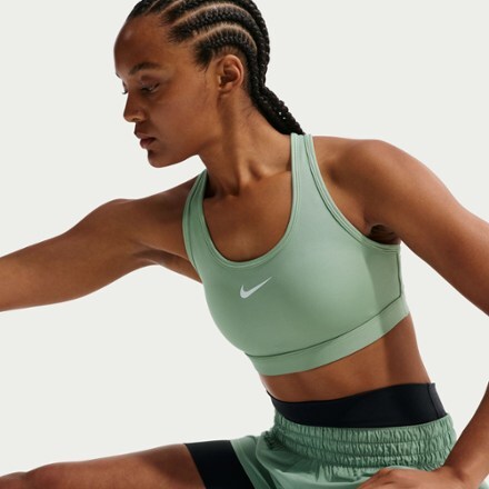 Nike Swoosh Medium Support Bra 2