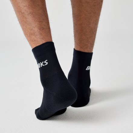 Brooks Run-In Quarter Socks - 3 Pairs 2