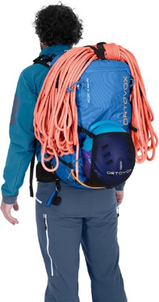 Ortovox Ascent 30 AVABAG Avalanche Airbag Pack 8