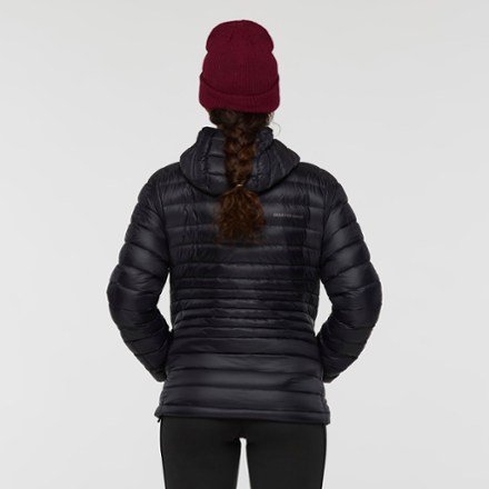Fuego Hooded Down Jacket - Women's