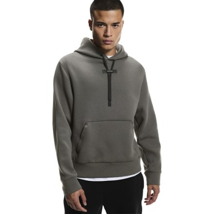 On Focus Tech Hoodie - Men's 5