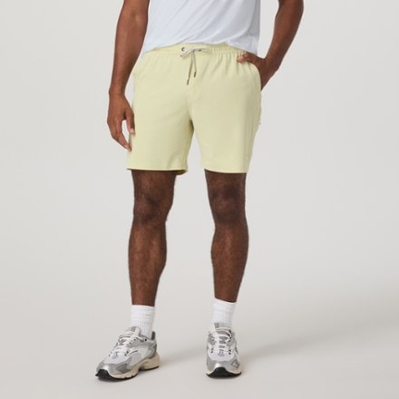 Vuori Banks Session Unlined 7" Shorts - Men's 0