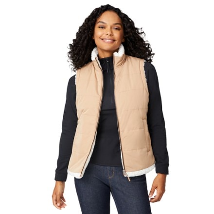 Free Country Stratus Lite Reversible Insulated Vest - Women's 2
