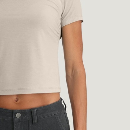 Free Fly Elevate Lightweight Fitted T-Shirt - Women's 5