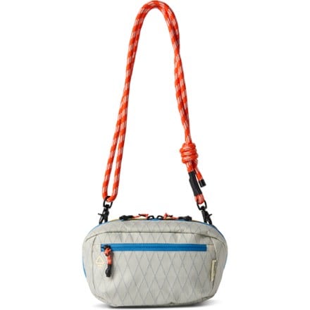Nomadix Traveler Tech Sling Bag 2