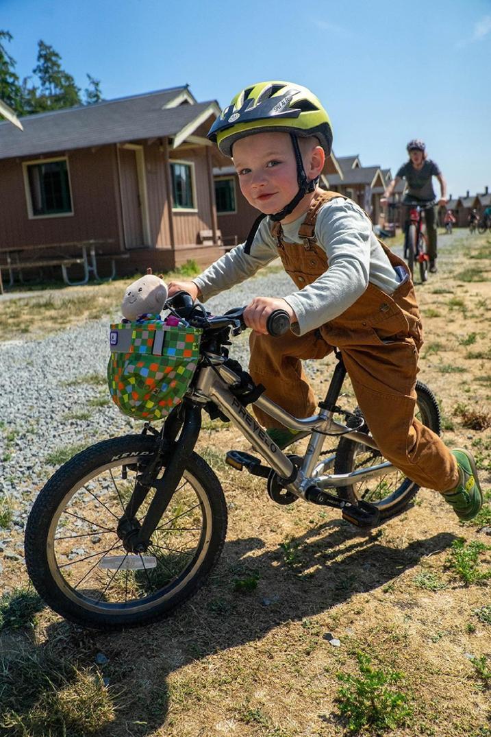 Location Image for Whoosh Basket - Kids'