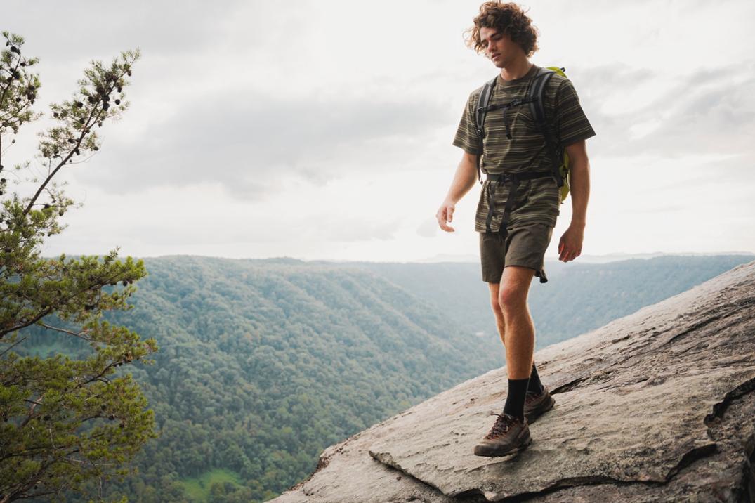 Location Image for Shade Lite Shorts - Men's 7" inseam