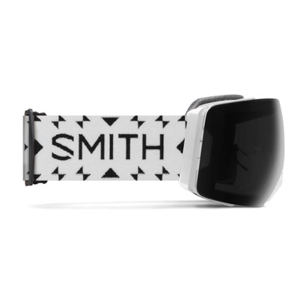 Smith I/O MAG XL ChromaPop Snow Goggles with gogglesoc 3