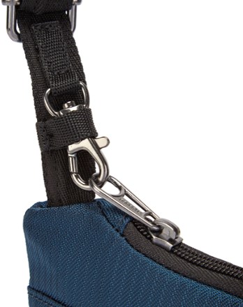 Pacsafe Daysafe Anti-Theft Tech ECONYL Crossbody Bag 3