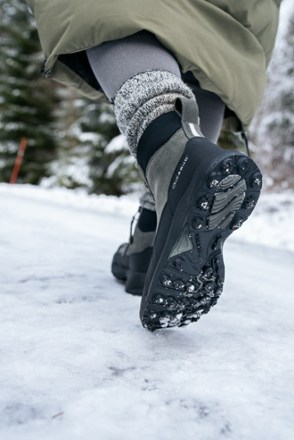 Location Image for Metro2 BUGrip Boots - Women's