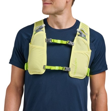 Nathan Quick Start 3.0 4 L SF Hydration Vest 7