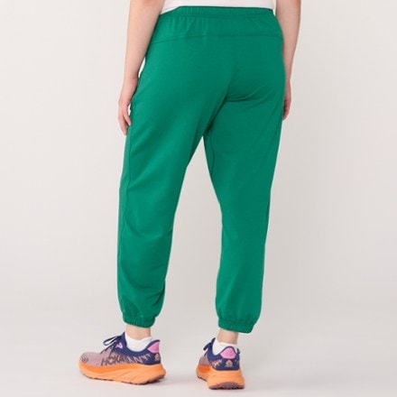 REI Co-op Active Pursuits Midweight Joggers 5