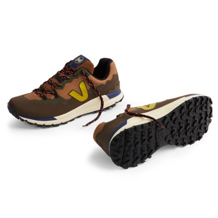VEJA Fitz Roy VEJA x Buff Shoes - Women's 6
