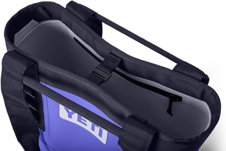 YETI Camino 20 Carryall 6
