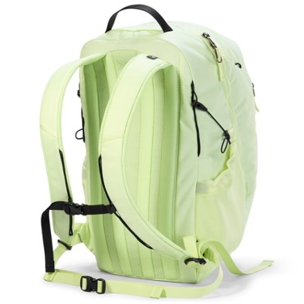 Arc'teryx Mantis 26 Pack 1