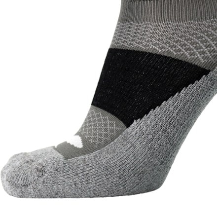 Brooks High Point Crew Socks 3