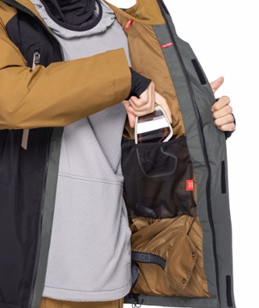 686 GORE-TEX Core Jacket - Men's 4