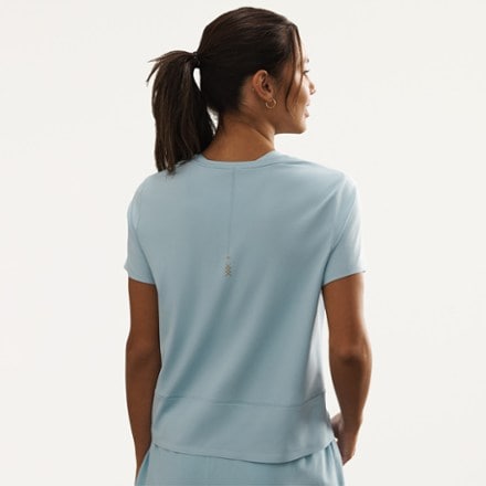 RHONE Serene T-Shirt - Women's 1