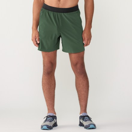 Ten Thousand Interval 7" Unlined Shorts - Men's 1
