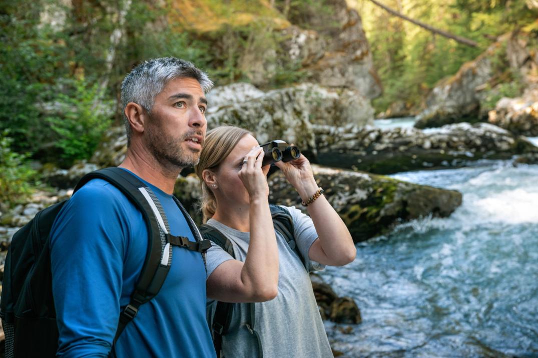 Location Image for Stabilized 12 x 25 S Binoculars