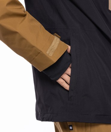 686 GORE-TEX Core Jacket - Men's 10