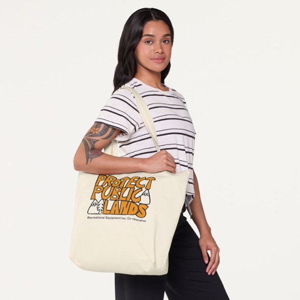 Model info: Height: 5' 6" | Wearing size: NONE