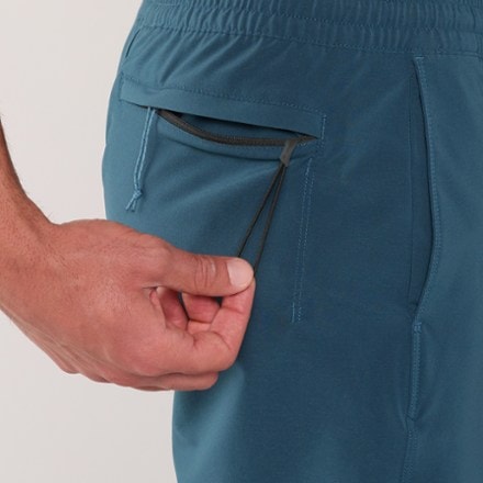 Patagonia Hydropeak Volley Shorts - Men's 16" Outseam 6