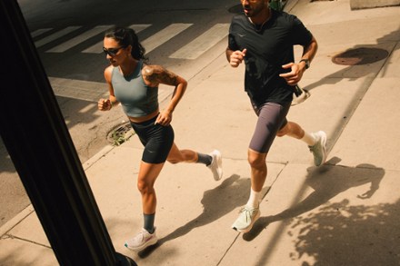 Location Image for Clifton 10 Road-Running Shoes - Men's