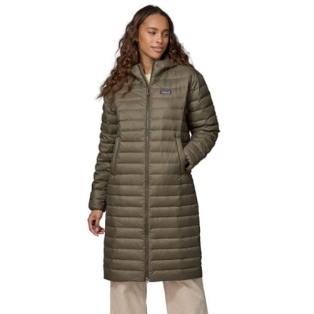 Patagonia Recycled Down Sweater Parka - Women's 4