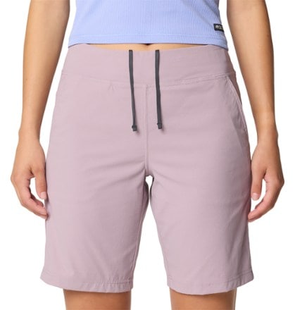 Mountain Hardwear Dynama Bermuda Shorts - Women's 7