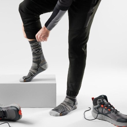 Smartwool Hike Light Cushion Mountain Range Pattern Crew Socks - Men's 1