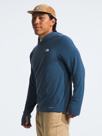 The North Face Adventure Sun Hoodie - Men's 4
