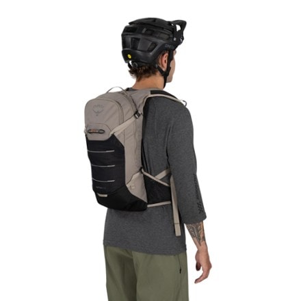 Osprey Raptor LT 12 Hydration Pack - Men's 8