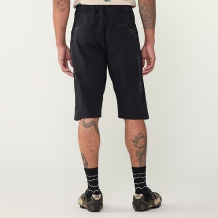 Endura SingleTrack Lite Bike Shorts - Men's 3