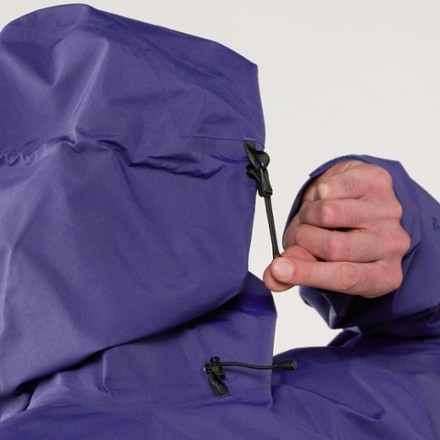Arc'teryx Alpha SV Jacket - Men's 8
