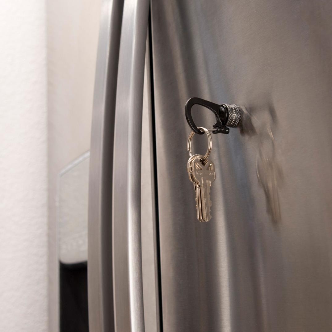 Location Image for SlideLock 360 Magnetic Locking Dual Carabiner