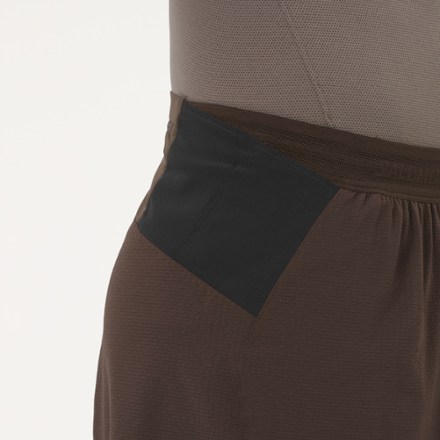 Salomon Sense Aero Stow 5" Shorts - Men's 7