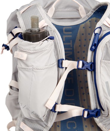 Ultimate Direction FastpackHer 20 Pack - Women's 3