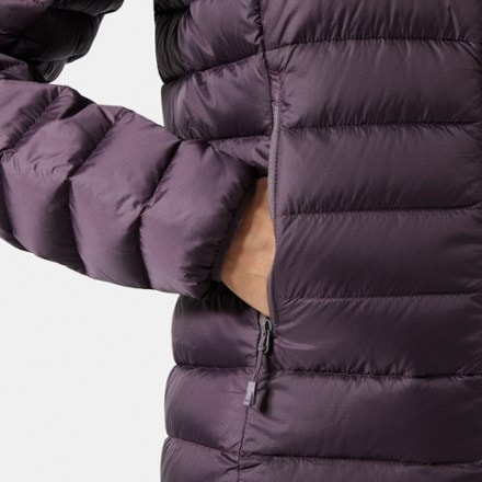 Helly Hansen Verglas Down Jacket 2.0 - Women's 5