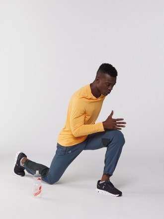On Track Pants - Men's 3