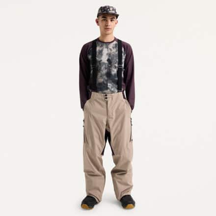 On Body Image of color Bear Hug Brown/Summit Taupe